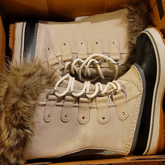Sorel JOAN OF ARCTIC Boots: Dark Stone/Sea Salt - Picture 1 of 8